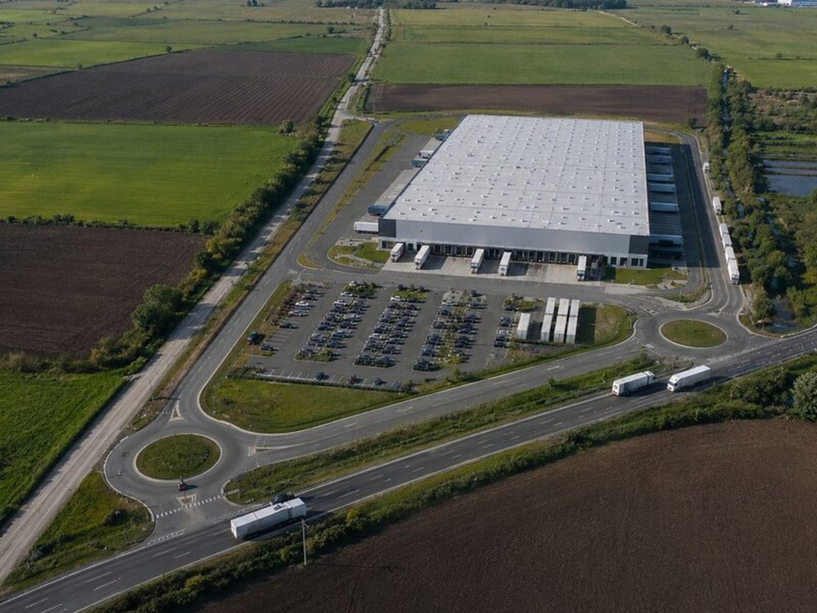 Concept de dezvoltare: parc logistic Clasa A cu acces la drum național